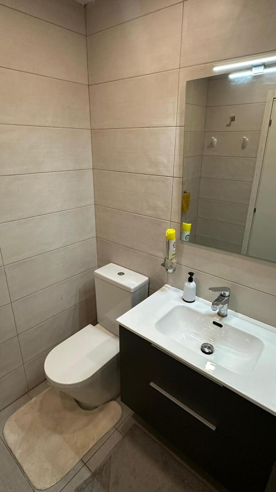 Kwatera prywatna Your Elegant Away From Shared Only With Host